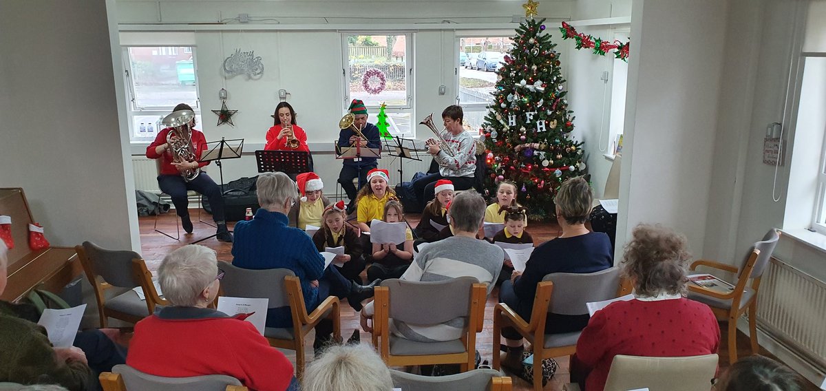 HullMusicHub's tweet photo. Enjoying a lovely morning of Carols and Christmas Songs with @HCHFH_Service and pupils from @EastfieldPSHull #brass #singing @Lizeuph1 https://t.co/lFZuGBczzj