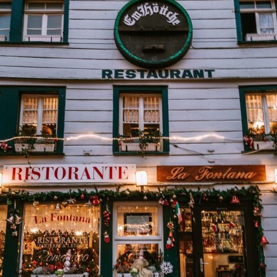 lvnareclps's tweet photo. magical christmas in monschau, germany https://t.co/5Klsc0sFjf