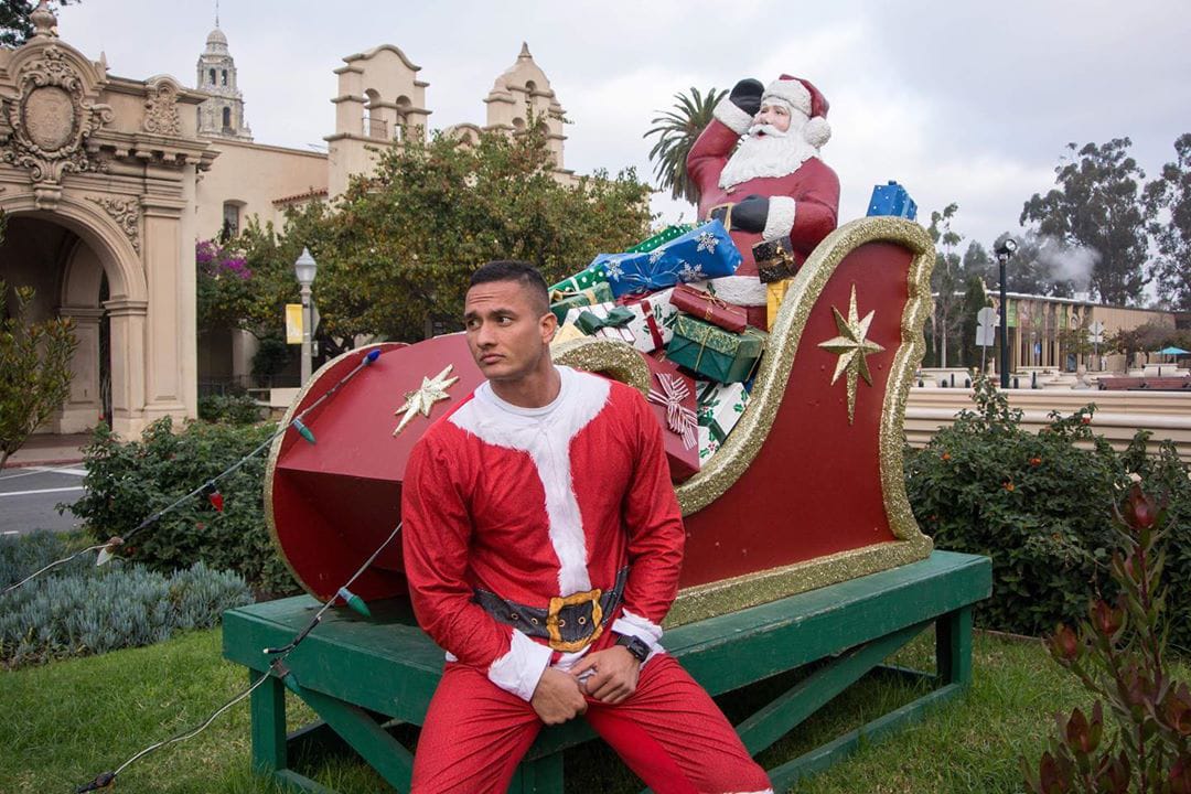 Thomasc24348552's tweet photo. merry Christmas and a happy new year to you all 🎄🎄📸🇹🇼💯🇺🇸💱🗺️💯✈️📸🤑🥰 https://t.co/MxoXcmMojg