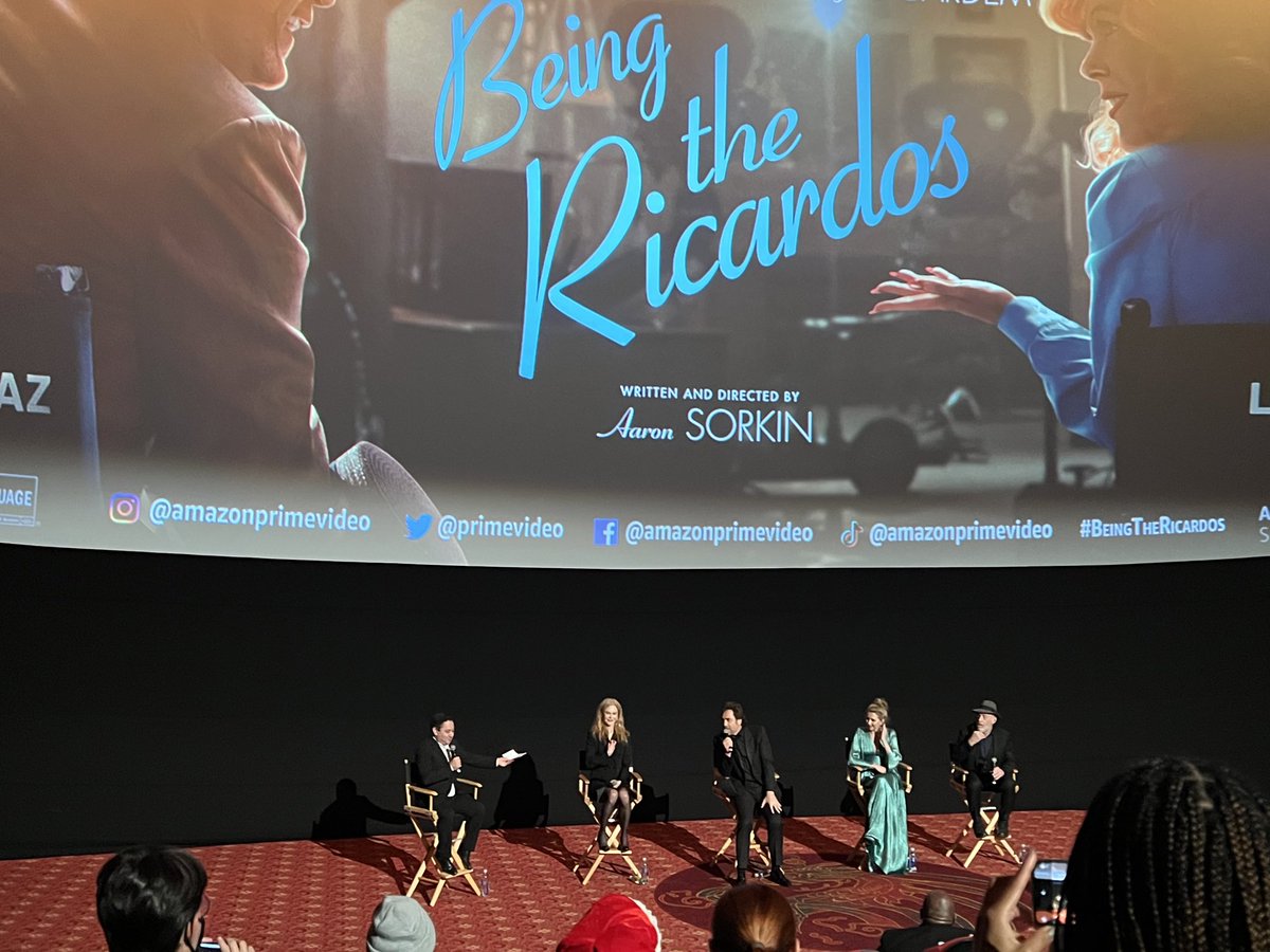 DevineActor's tweet photo. @MrTonyHale ALWAYS a joy to see your face on the big screen!!! #Spectular
#BeingTheRicardos https://t.co/Dq1zzBDvlU