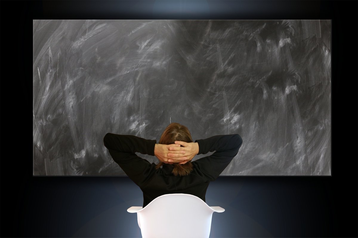 LES PARADOXES DE L'ENTREPRISE LIBEREE
Paradoxe n°6 : Il est irresponsable d'octroyer la responsabilité d'action aux salariés sans qu'ils partagent — car inspirés par — la vision de l'entreprise.
#entrepriseliberee