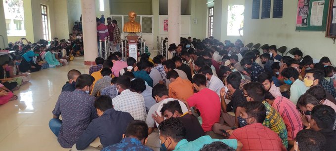 venkat12345Qw's tweet photo. We, the students of KU College Of Eng &amp; Tech Revolting Against Converting Of Our Regular Courses (Civil,IT) to Self-Finance Course.Due to this their is fee increment of nearly 4 times.@KTRTRS @sabithaindr @DrTamilisaiGuv @bandisanjay_bjp @revanth_anumula @VenkatBalmoor
#SaveKUCET https://t.co/2KGZyRA1lE