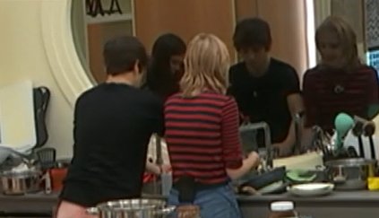 saraadiss's tweet photo. perché a me purtroppo di vedere l'amicizia tra i due timidi della situazione che stanno sempre insieme interessa #Amici21 https://t.co/VpsbQvTbPe