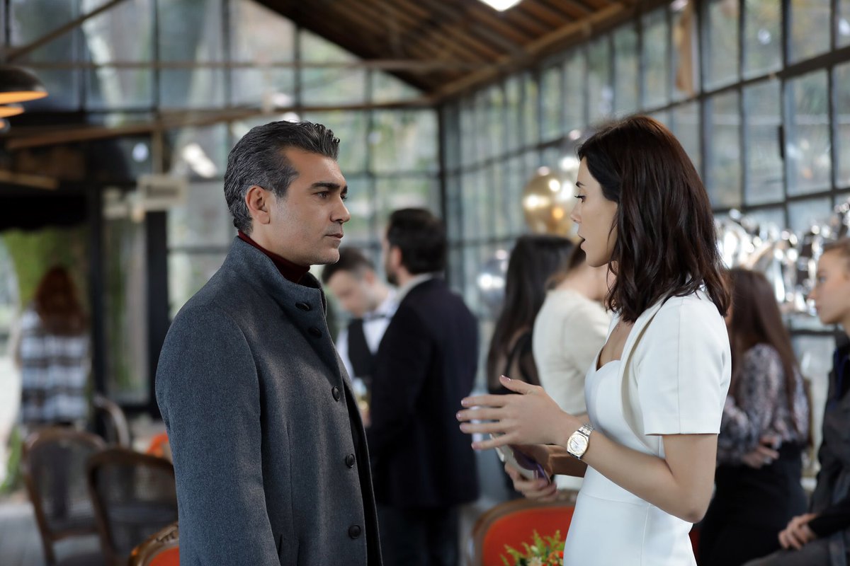 MuzikveTV's tweet photo. #Sadakatsiz 42.Bölüm Özet ve Kareleri 📸 Yeni bölüm Çarşamba 20.00’de @KanalD’de! https://t.co/3oh2xsd45j