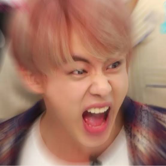 NonieParedes's tweet photo. Hi ARMYS AROUND THE GLOBE! ITS NONE OF YOUR F***** BUSINESS IF BTS FOLLOWS OTHER IDOLS OR OTHER PEOPLE ON THEIR INSTAGRAM!LEAVE THEM ALONE PLS!!JUST BE HAPPY FOR THEM THAT THEY HAVE NOW THEIR OWN SOLO IG'S.TOXIC FANS ARE EVERYWHERE @BTS_twt  #btsoninstagram #BTS BTS ON INSTAGRAM https://t.co/a3KpcfUFXZ