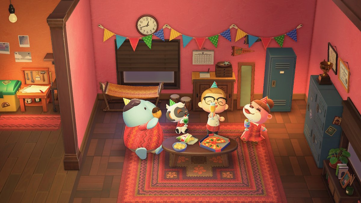 etown_ac's tweet photo. Wardell toasting with his donut #AnimalCrossing #ACNH https://t.co/MiGOmQrx3C