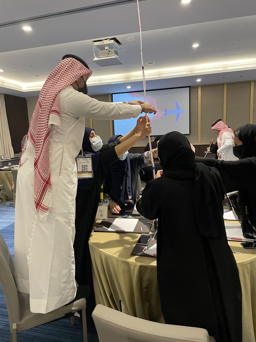 noura4's tweet photo. Hackathon workshop at #MODHS #3rd_MoODHS_Quality_Conference https://t.co/82cznJ3hjV