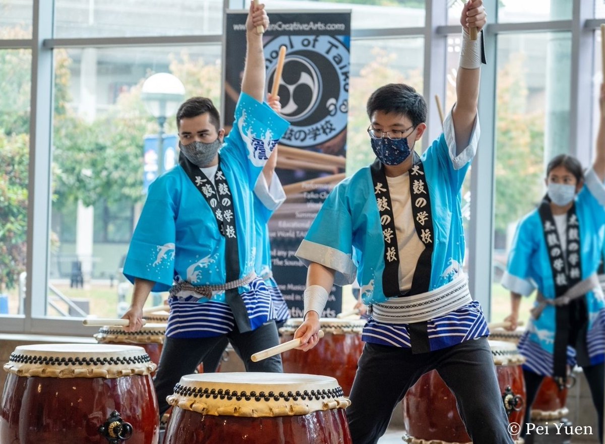 seijinusa's tweet photo. Taiko is Japanese for “drum,” though the term has also come to refer to the art of Japanese drumming. We will have a special #taiko x #kendama collaboration at our SEIJIN-shiki celebration. Stay tuned for more info! 
#zackmod #SEIJINshiki #Japan #USA https://t.co/vVjL1jbEVc