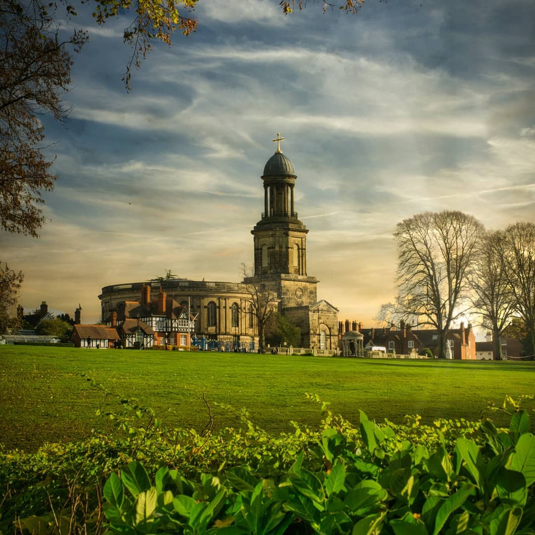 ShrewsburyTaxis's tweet photo. Good morning Shrewsbury ββ₯οΈ
Wherever you're going today, get there safely with Shrewsbury Cars π¨ββοΈπππ¨
π 01743 24-24-24
π https://t.co/h6wGXUofnl or
πΎ https://t.co/RWS7Kukpw5
πΈ : IG: itsfozzy π
#LikeTaxisButWayBetter #TopTaxis #BestTaxisInTown https://t.co/Z2pAkIJl1f