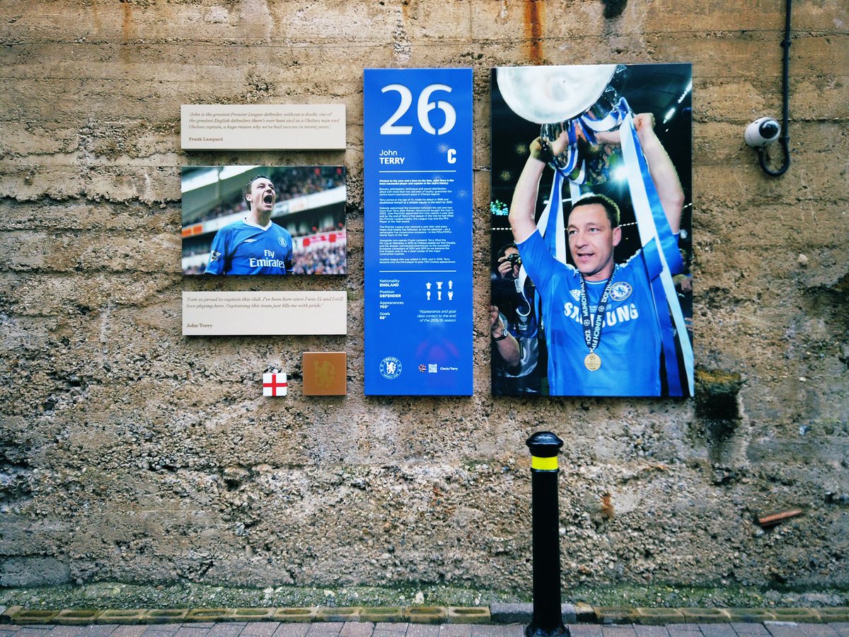 cfcthai's tweet photo. Happy birthday, Captain Leader Legend 🎉
@JohnTerry26 https://t.co/pkCU1M7Kln