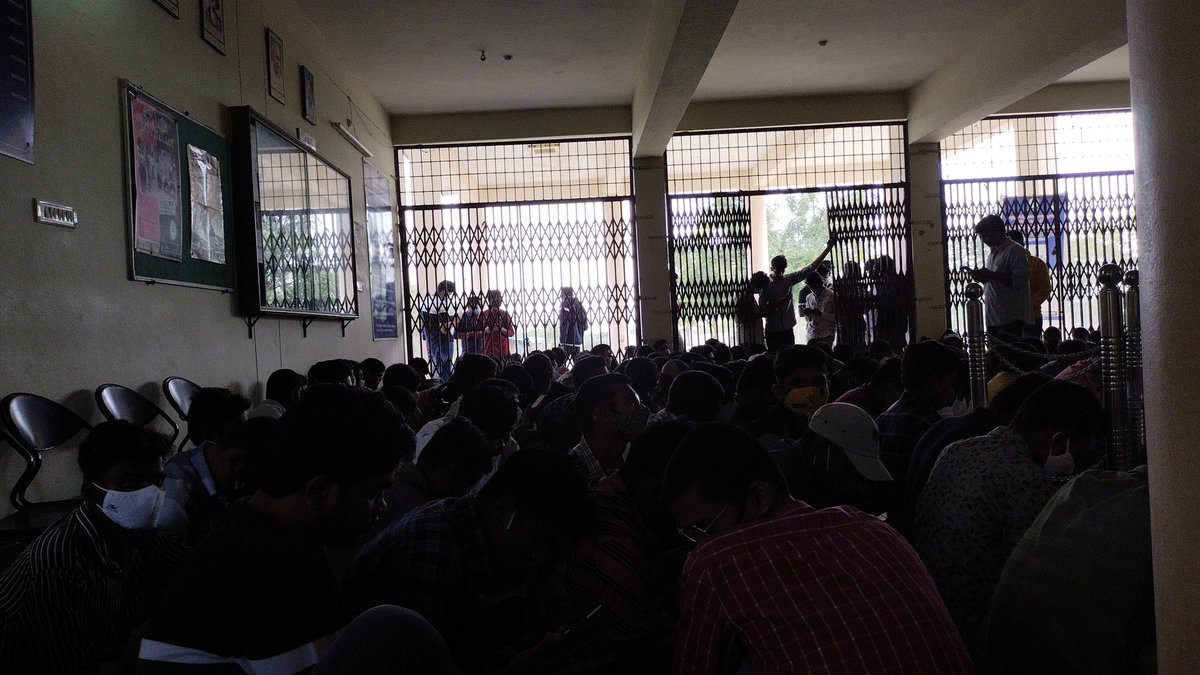 KannaJay's tweet photo. #SaveKUCET 
@TSwithKCR 
@KTRTRS
@Sabhitareddy
Plzzzz save from Kakatiya University from the self financed fees as soon as possible. We the students of the KU are protesting against the raised fees. https://t.co/3RrL8kX7hl