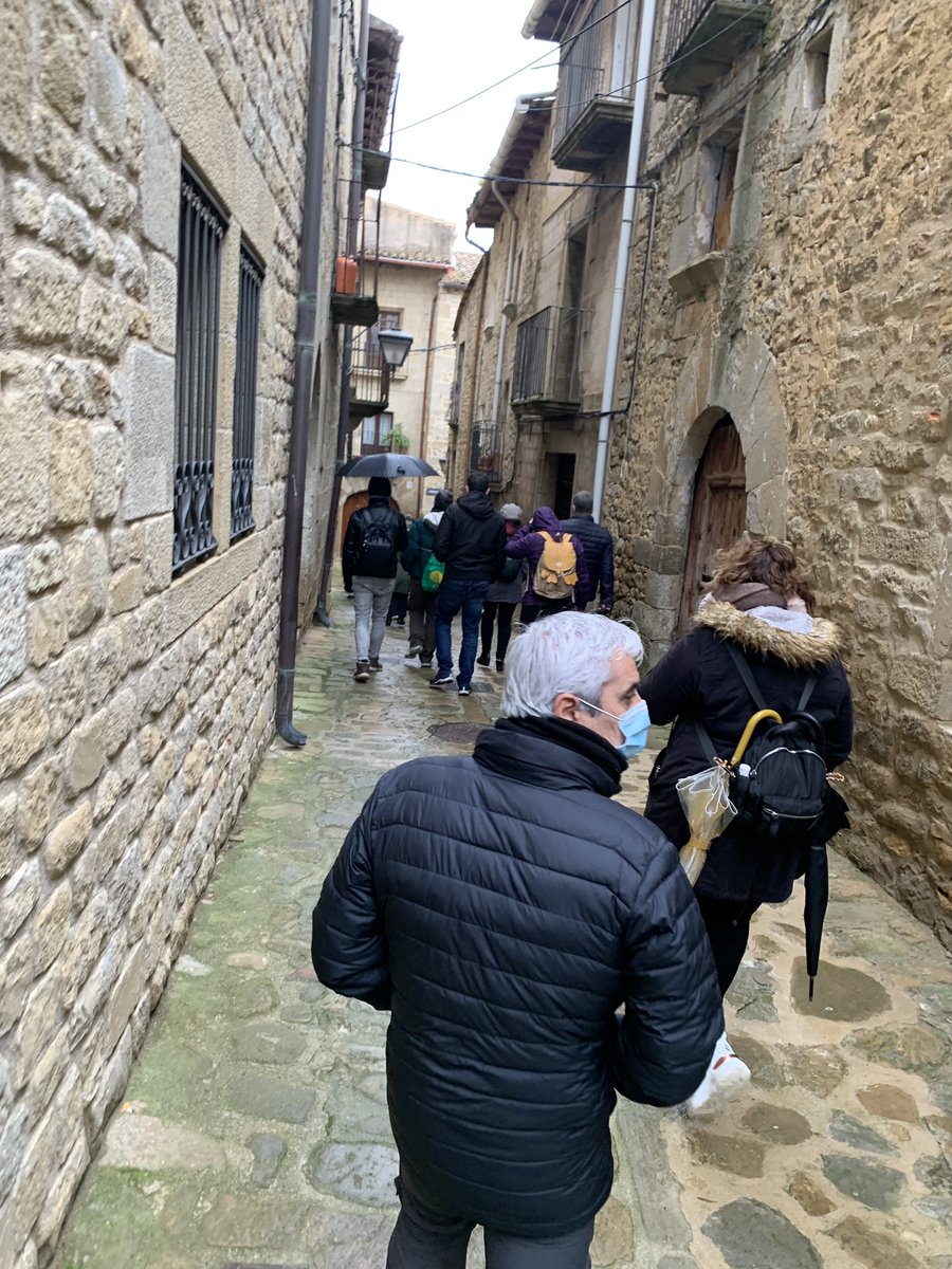TurismoSosRC's tweet photo. #sosdelreycatólico roza el lleno durante todo el puente de la #Constitución Una segunda parte del año histórica. @RadioZaragoza @SERCincoVillas @Hoycincovillas @heraldoes @periodicoaragon @GenteViajeraAra @aragonradio https://t.co/07hQXjD12F