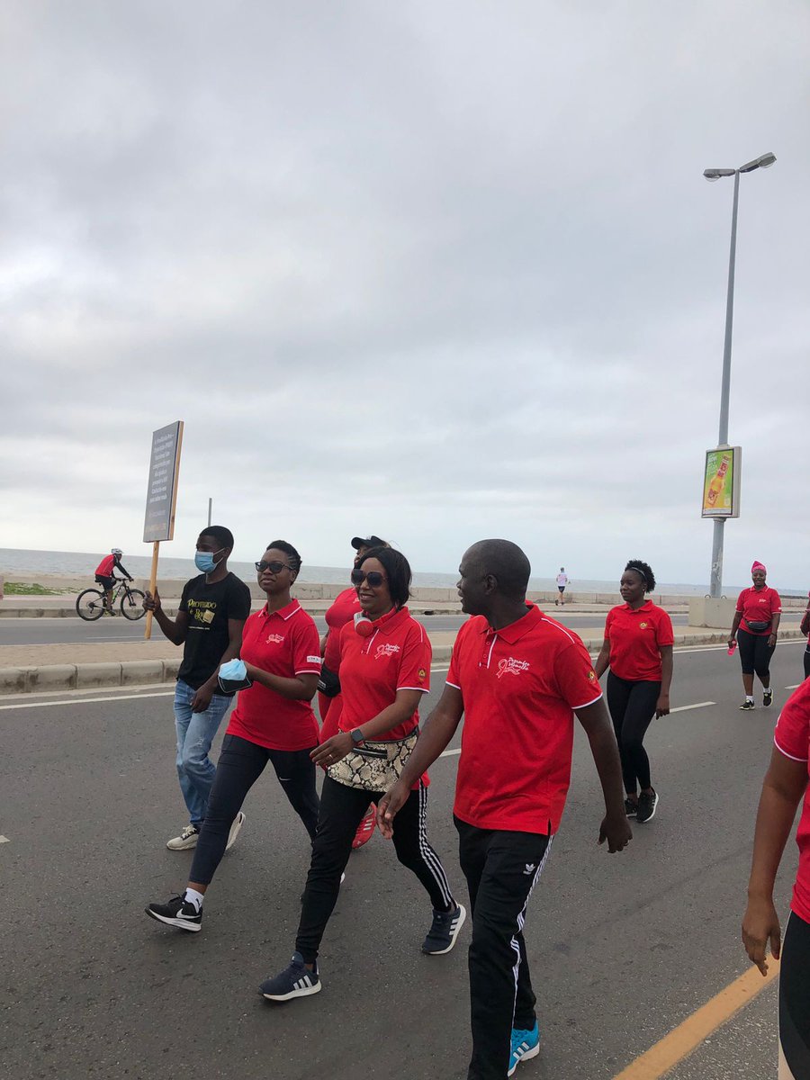 CNCSMocambique's tweet photo. #dezembrovermelho
Caminhada matinal de Dezembro Vermelho no Município de Maputo
Contou com a participação de Sua Excelência Ministro da Saúde, Dr Armindo Tiago, Secretário Executivo do CNCS, deputados e vereadores municipais.
#acabarcomosida #acabarcomasdesigualdades #CNCS https://t.co/K21ueTCEqL