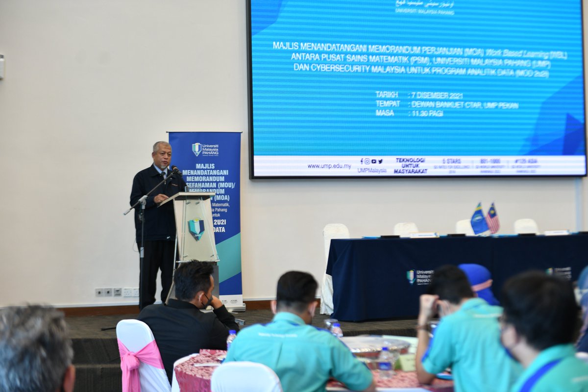 umpsamalaysia's tweet photo. #UMPSharing
Universiti Malaysia Pahang (UMP) telah menjalinkan kerjasama bersama CyberSecurity Malaysia (CSM) menerusi pemeteraian Majlis Menandatangani Memorandum Perjanjian (MoA) yang telah dijalankan di Dewan Bankuet Canseleri Tun Abdul Razak. https://t.co/5Qv7Awl2Fp