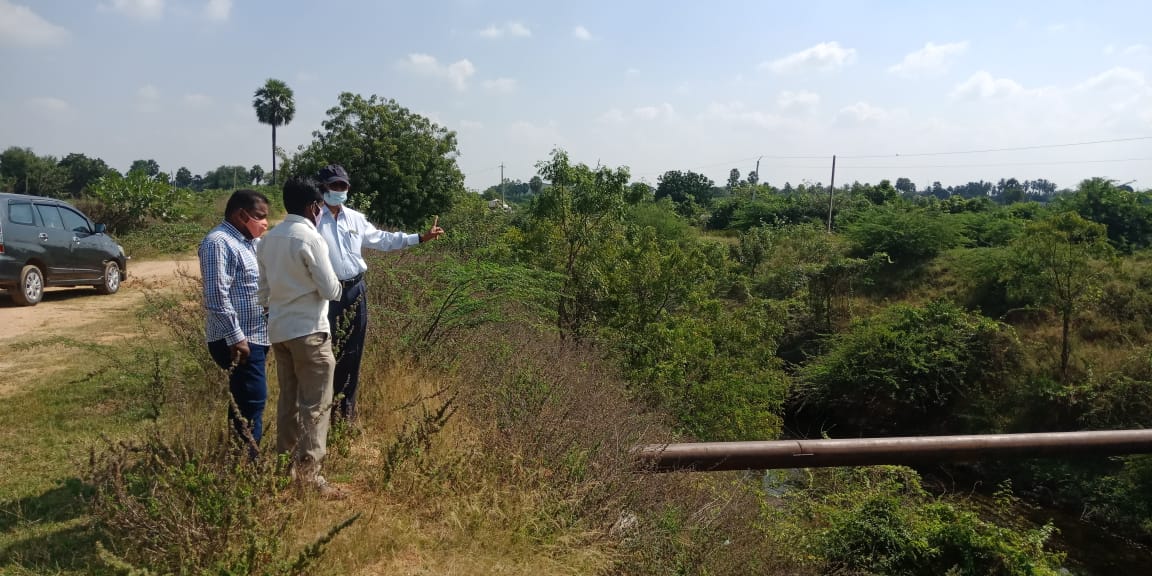 mb_telangana's tweet photo. #MissionBhagiratha teams inspecting 
1. Sri K.Suresh SE #Nalgonda @  #Nalgonda (D)
2. Sri Ch.Amarender SE #Karimnagar @  #Julapally (M) 
3. Sri K.Ramulu SE #Warangal(R) @  #Duggondi (M)  
4. Sri L.Ramchand SE #Warangal (U) @ #Bhupalapally (M)
@SmitaSabharwal @DayakarRao2019 https://t.co/Da7q8UD9uc