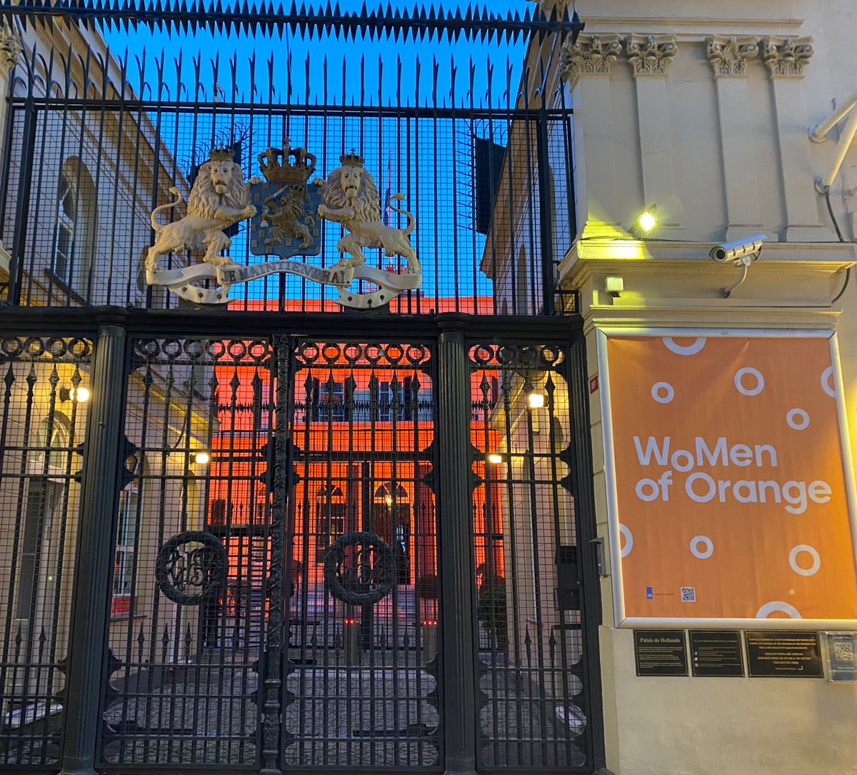 #OrangeTheWorld With a view to promoting gender equality and empowering men &amp; women to achieve this, <a href="/NLinIstanbul/">NL Consulate General Istanbul 🇳🇱🇹🇷</a> supports the <a href="/womenoforange/">WoMen of Orange</a> network. Would you like to join? Not only for #16Days but all year long!