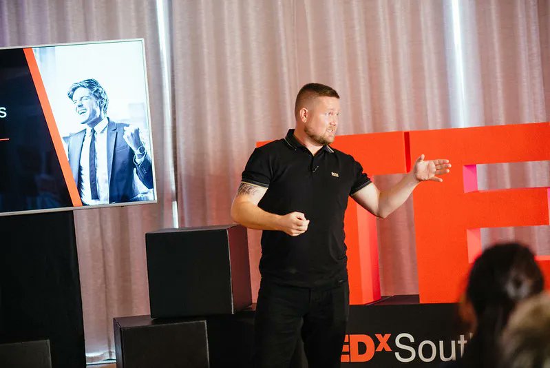 TEDxSoton's tweet photo. Removing life's #BS filters! 🤥
Imagine a world where we acted without #filters, behaved the same on and offline, and stopped worrying about what others think. Chris Williams takes you on his journey with a unique style of #humour, honesty and rawness. 😍
https://t.co/2Jt9ET923X https://t.co/aV0BgdQgit