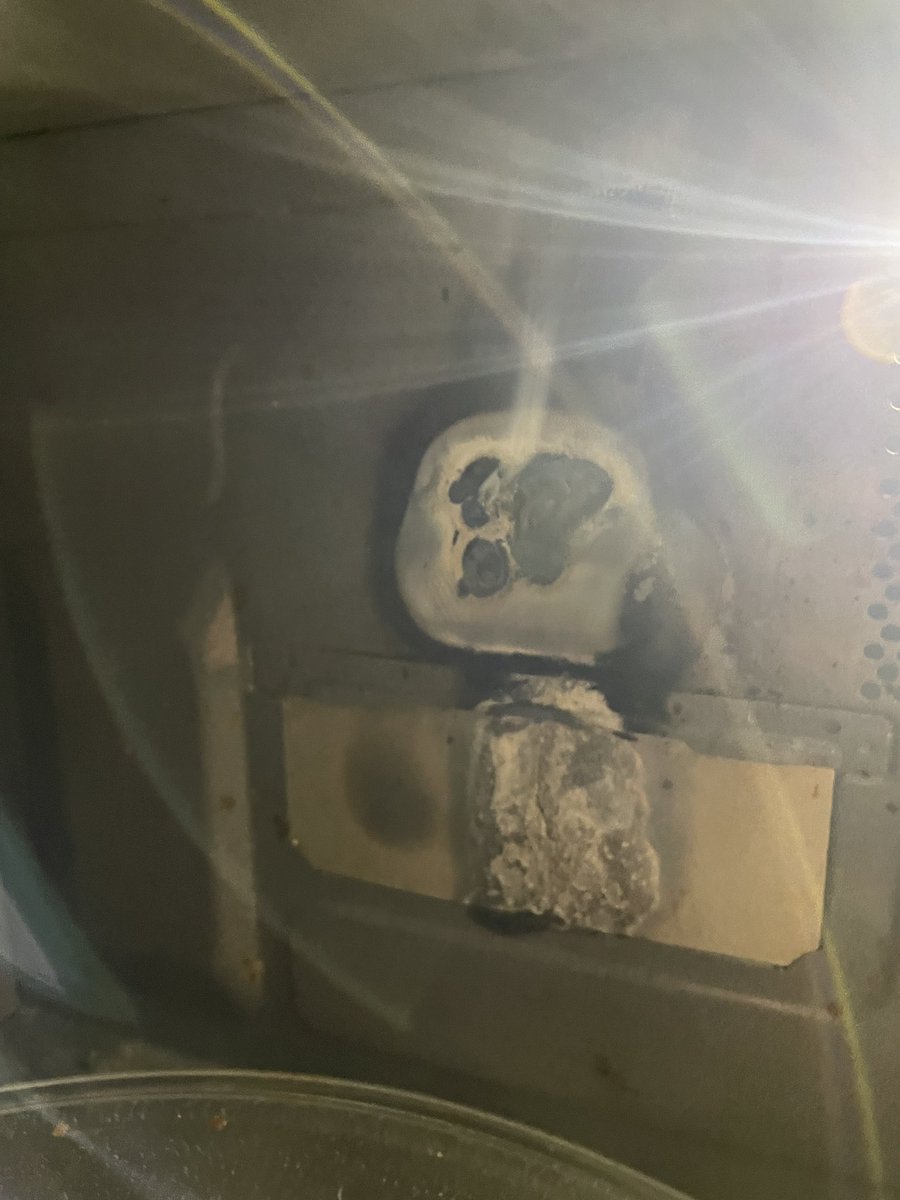 keavo's tweet photo. @PanasonicUK @keavette30 hi there Panasonic any reason why my microwave (around 2 years old) should start to fire up  with this damage inside ? https://t.co/f5XhfnrIqn