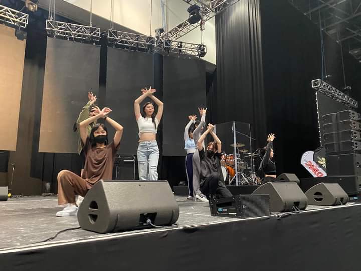 binigyogallery's tweet photo. rehearsals https://t.co/M0ykRcX7u8