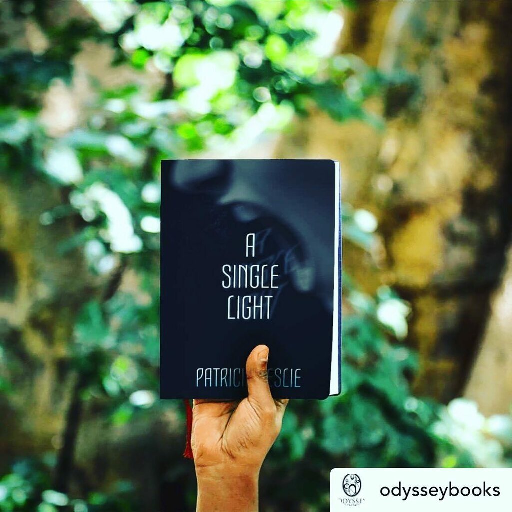PatriciaLeslieA's tweet photo. A Single Light published by @odysseybooks (set in my home town surrounded by bush and sea cliffs 😁).
#Bundeena #Cronulla #Northies #WandaBeach https://t.co/SKi4EhqYpD https://t.co/MjXLCWt21W