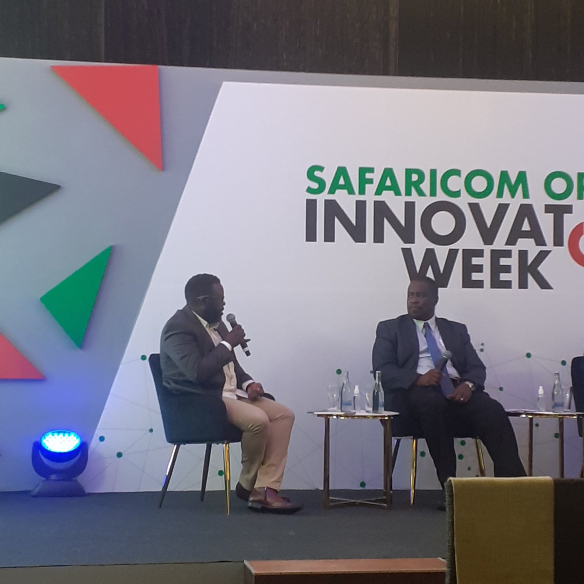 mbuguanjihia's tweet image. #Coopetition is the word ... still day 1 @chippercashapp #Kenya @SafaricomPLC #OpenInnovationWeek