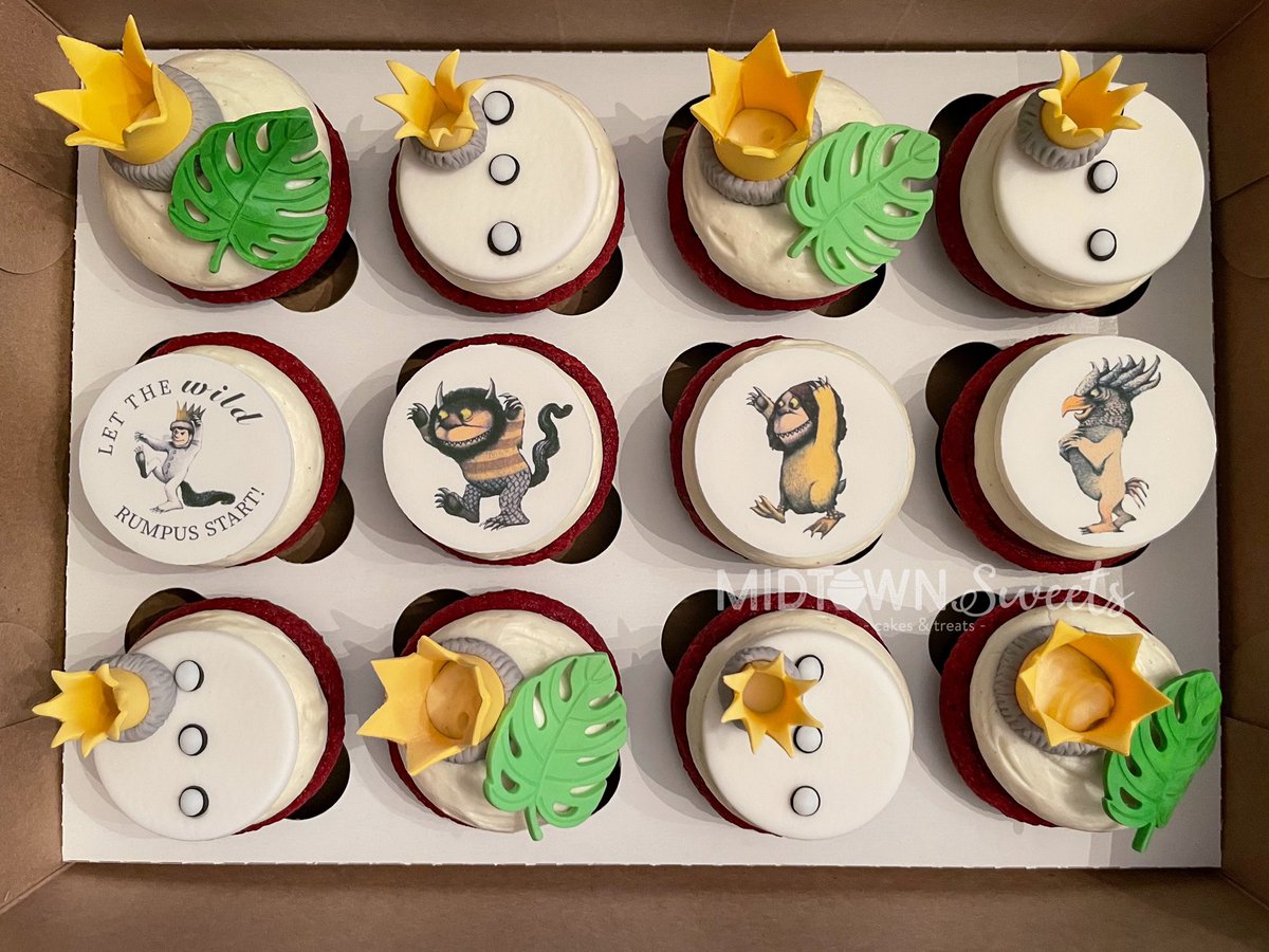 MidtownSweets's tweet photo. Simple Where the Wild Things Are themed  cupcakes. A mixture of fondant &amp; edible images.

#cupcakes #toppers #cupcaketopper #fondant #gumpaste #wherethewildthingsare #crown #crowns #midtownsweets #cricut #homemade #babyshower #baking https://t.co/cBo6IhxNuI