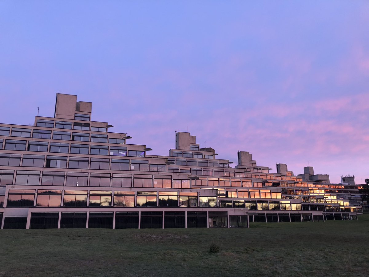 Jabbafish's tweet photo. Popped out of BIO #biouea to capture the beautiful sunrise at #uea this morning. I definitely have had enough of starting work in the dark now though! https://t.co/IX6Km50mC5