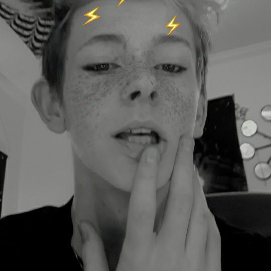 JpLovecraft__'s tweet photo. A little face reveal ig 🤣 https://t.co/Ob4cMSv6mr