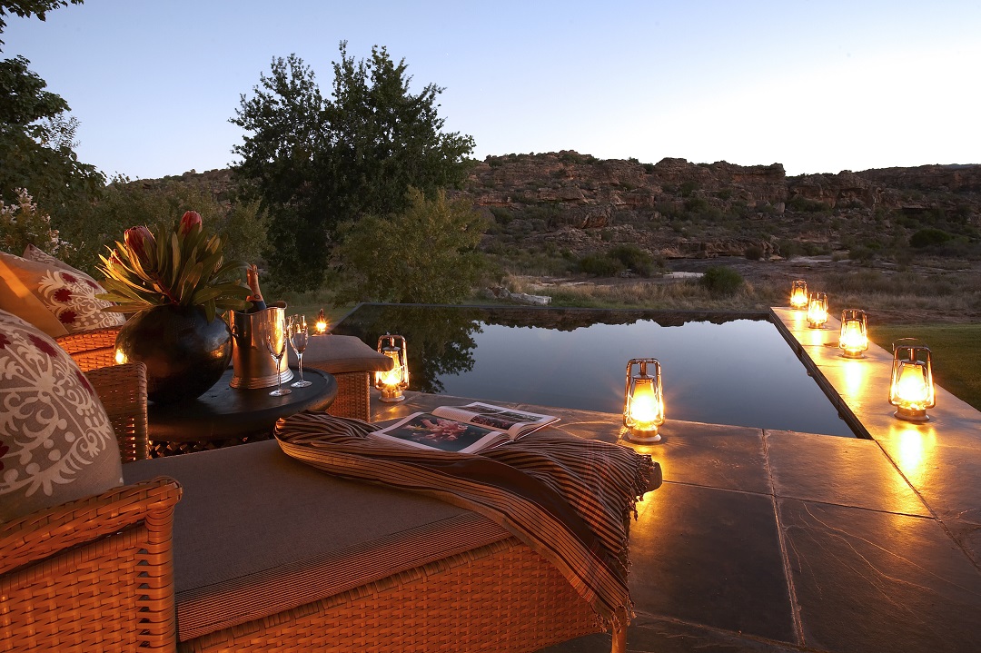 Select your next holiday staycation with careful consideration. Bushmans Kloof offers a variety of rooms and suites with panoramic wilderness views.
ow.ly/o0Lx50H4XoI
 #BushmansKloof  #Cederberg #Clanwilliam #RedCarnationHotels #ProudlySouthAfrican #staycation