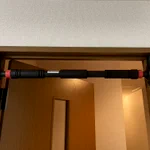 懸垂バーを室内に設置したら…「メリメリ…メキッ」となってしまった…
