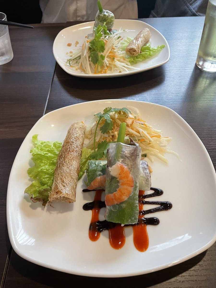 今日は初めてSESの営業さんとランチミーティングしました。
池袋に来て頂いたのでベトナム料理ごちそうしました。
打ち合わせのご連絡お待ちしてます🥺🤲