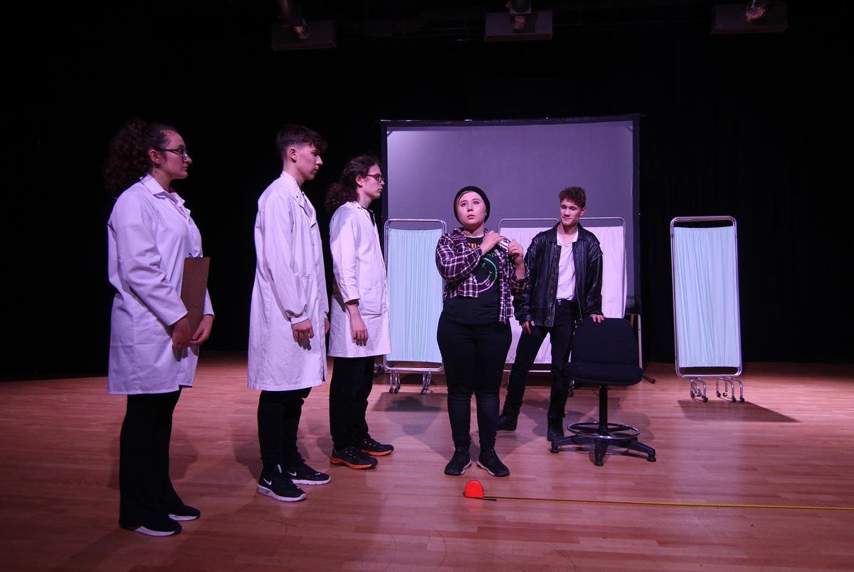 NexusEnsemble's tweet photo. This term our HND2 students worked with @Forge_Theatre Year 1 Acting group to direct pieces for the Scratch Night performance. 

Here’s a few rehearsal photos from the Showcase. Congrats to all involved!

#winterfest #thenexusensemble #actortraining #performingarts #nescotcollege https://t.co/EFUYzUsJ2g