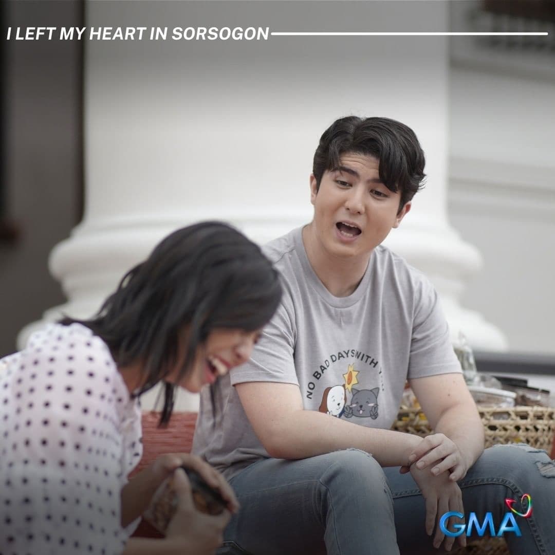 Sparkle_GMA's tweet photo. Just #TeamDimples enjoying some pili nuts!
Abangan ang #BasTiff moment mamayang gabi sa #ILeftMyHeartInSorsogon ❤️
@2002kyline @iammavylegaspi https://t.co/wnTjMbf51G