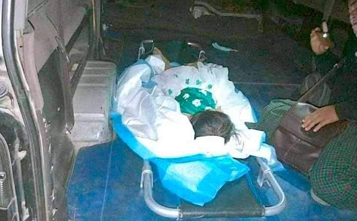 Aung Taryar ward,
Chan Mya Tharsi tsp, Mandalay:
#WhatsHappeningInMyanmar
#Dec7Coup