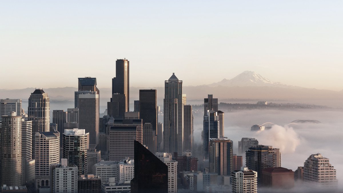 Finnair's tweet photo. Exciting news for the summer: we will start flying to Seattle in June! The Emerald City offers breathtakingly beautiful nature, great restaurants, world-famous architecture and much more. Check out our tips for the sparkling jewel of the Pacific Northwest: https://t.co/eEODDdjZy6 https://t.co/Ub8UJ2YS2W