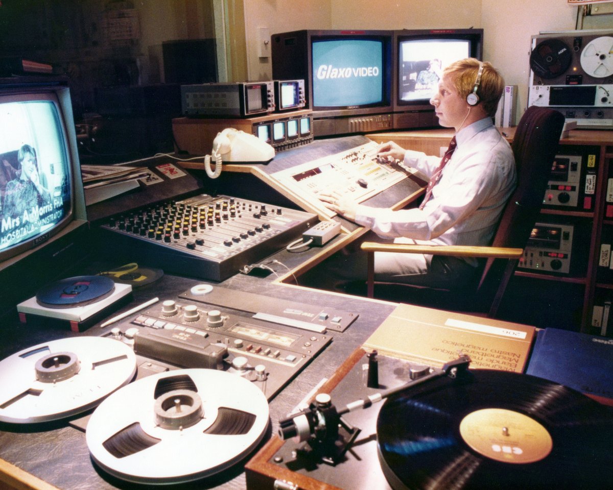 takeonetv's tweet photo. #OnThisDay in 1996 #TakeOneTV was born
Pictured is our director John, back in the mid 80's, working in the Glaxo studio editing an audio tape and visual mixing.
#HappyBirthday #25years #tvproduction #businessanniversary https://t.co/vjgsj4wviK