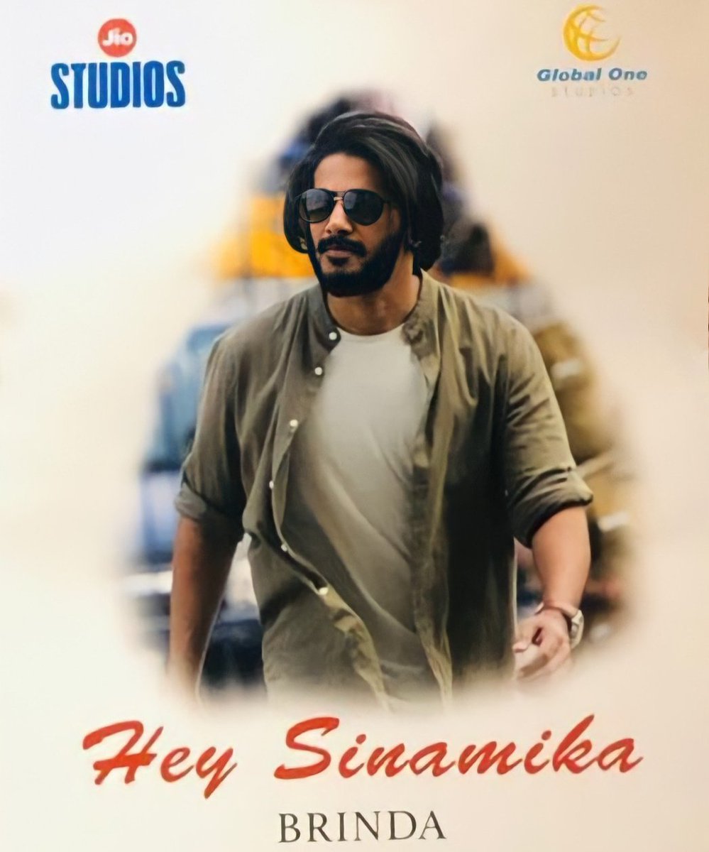 rarefossil's tweet photo. The First Pan Indian Hero from Kerala!
The next four films in 4 languages - Hindi, Telugu, Tamil and Malayalam! (Chup:Revenge Of The Artist, YuddhamThoRasinPremaKatha, HeySinamika, Salute)
Wonderful! Kudos DQ! Proud of you!! 😍😍
@dulQuer  #dulquer #DulquerSalman https://t.co/OiIGWwGJSh