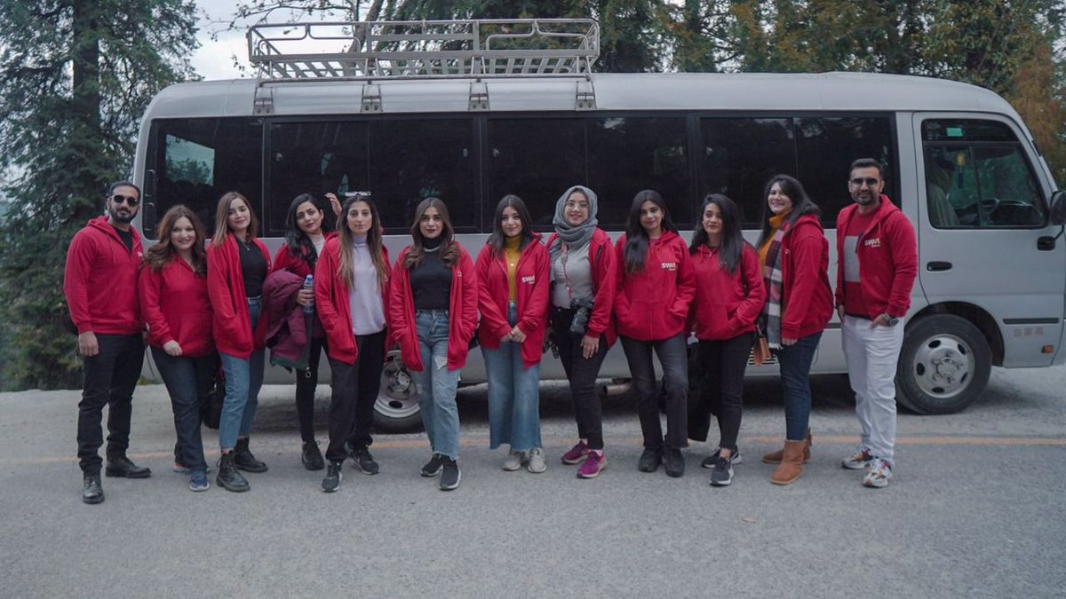 SabbMoody's tweet photo. Amazed to see all the top influencers like @Javyriah , @FizzahRajput , @laraibmehtabb , @reeebu and many more into the trip of Nathiagali, great to see the safe travel #SwvlTravel https://t.co/ilXqCUHb1Z