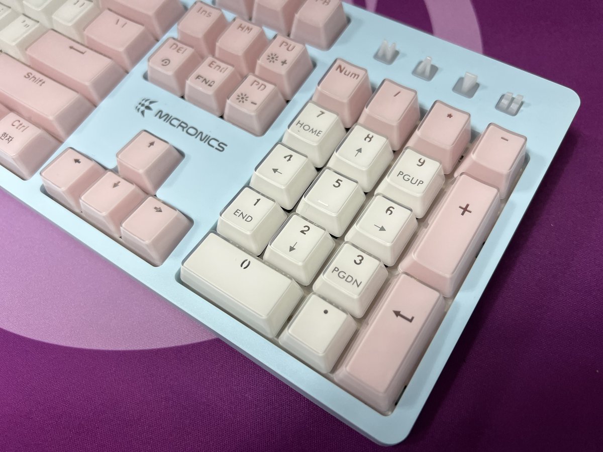 comwoori tweet picture