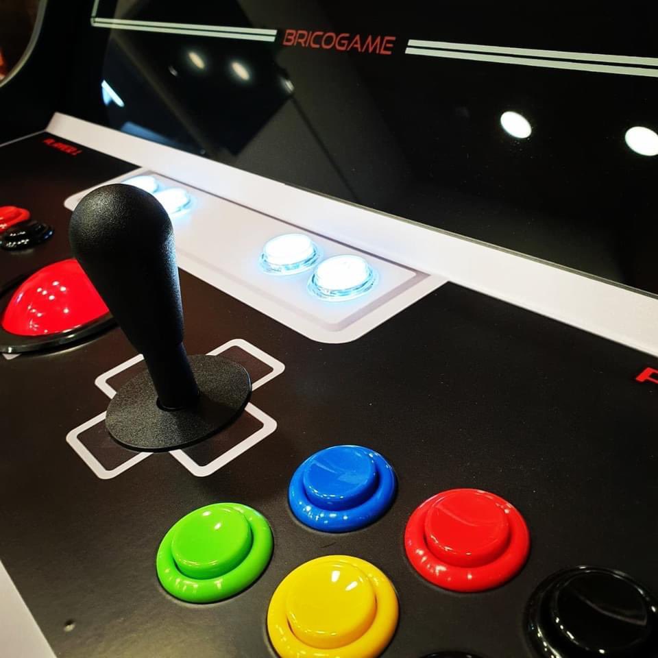 Bricogame's tweet photo. Si te gusta #Nintendo,damos por hecho que esta #Keyboy Ultra Pro será una de tus preferidas cuando la veas,y ya no solo por su temática…puede ser por sus pistolas #aimtrak,su pantalla de 27”,su #trackball,sus 11 tb,sus palancas y botones de @indust_lorenzo …
#BRICOGAME https://t.co/3rOm1ftBot