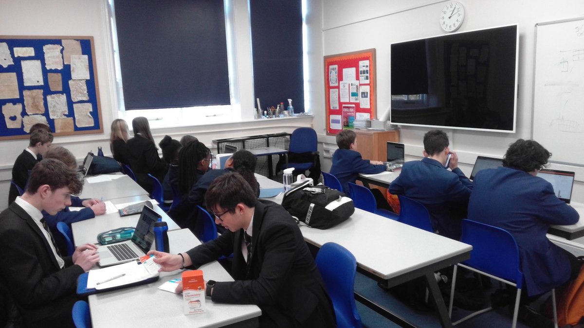 ColPrepHigh's tweet photo. In our Senior School pupils are proud to attend lunchtime sessions to work on class/homework or stretch and challenge themselves! #aspiringhigher #bethebestyou https://t.co/lKUZ0Uqyrr