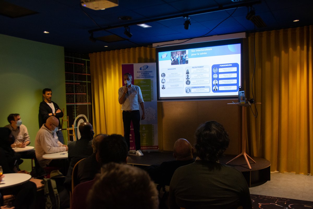 techdating's tweet photo. C'était la reprise des #recruiting #meetup à #Bordeaux ! Une soirée organisée pour @SII_Atlantique dans une superbe ambiance, pour découvrir les jobs et les challenges à relever dans cette superbe #ESN! RDV à #lyon pour notre prochain #meetup organisé chez @EskerInc! #tchoozz https://t.co/KShgH3Ac2P