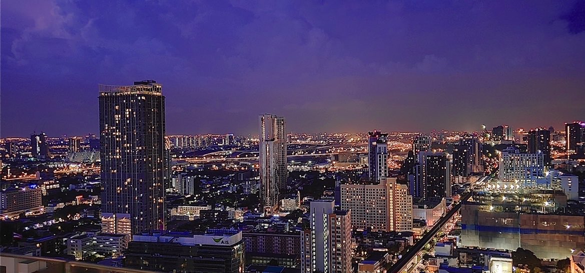 cryptocgirl's tweet photo. ๐๐ด
โOne night in Bangkokโ
Before/After
Which are you drawn to more?
#NFTphotography #NFTs #NFTCommunityb https://t.co/HUQc6Wd7Iy