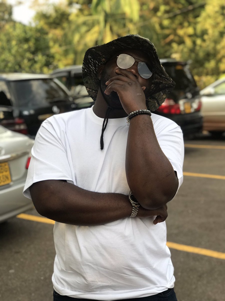 trellyonset's tweet photo. Will Handel the Chase , Donβt slam on the Breaks π«
#njagalavibe
#welcometheparty
#trellyonset https://t.co/KVlzGUdoTh
