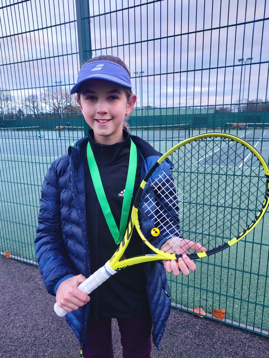 nhehs_sport's tweet image. @nhehs Violet (Year 5) &amp;amp; Abby (Year 7) both excelled in their respective sports over the weekend 🏊🏼🎾

Violet won 5 🥈 in the Harrow Swimming Christmas Meet, while Abby was 🥈 in the U12 Girls Singles tournament in Gunnersbury Park. 

#NHEHSsport #GoodNewsTues #NHEHSjuniors
