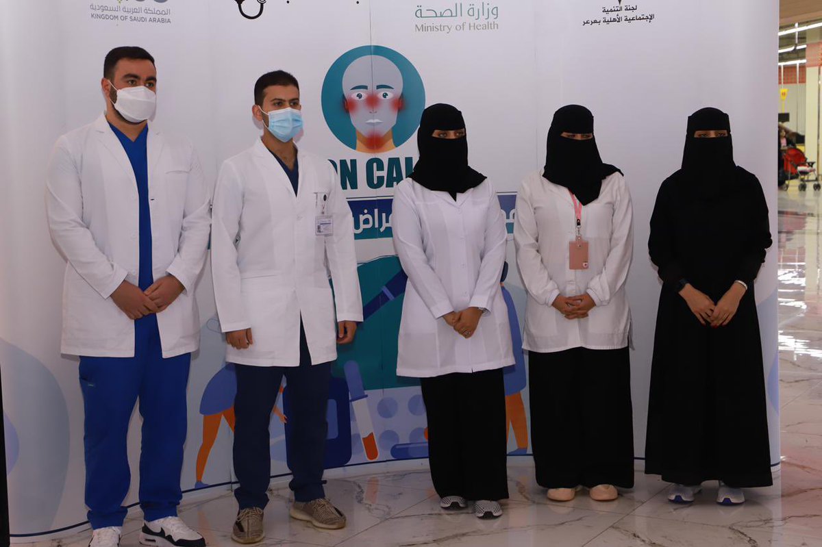 public_arar's tweet photo. #صحة_الشمالية 
أكثر من 800 مستفيد من الحملة التوعوية بأمراض الأنف والأذن والحنجرة والتي نفذتها #صحة_الشمالية وفريق بصمة أطباء التطوعي التابع لـ لجنة التنمية الاجتماعية الأهلية بعرعر والتي استمرت لمدة خمس أيام في مجمع #عرعر_مول@doctors_imprint @y_aor5 https://t.co/7tWuWT3Ckz