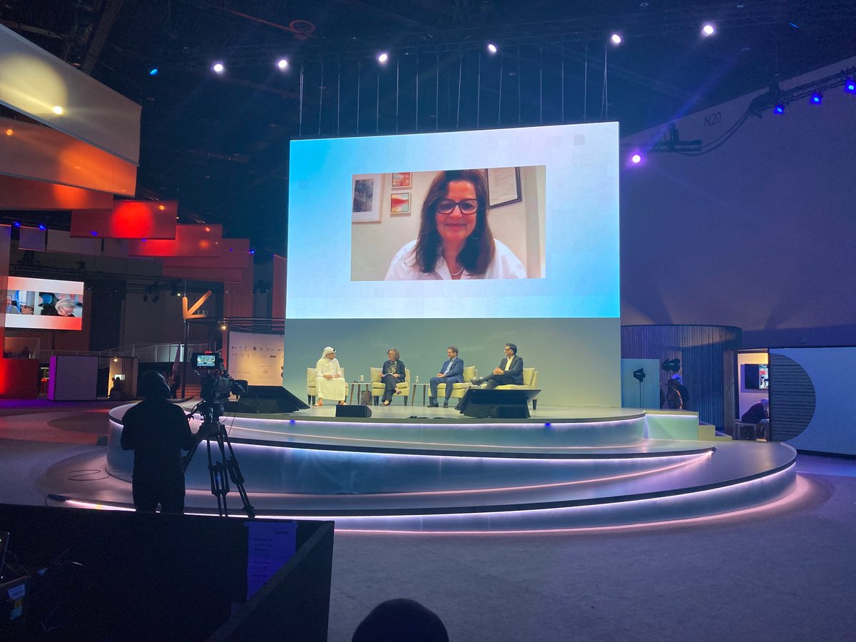 Great panel at #WCCE2021 @expo2020dubai makes argument for de-centralisation. In LA we hear this has meant seeking out artist communities and funding them where they sit. But do some types of support still benefit from economies of scale? What about the power of co-ordination?