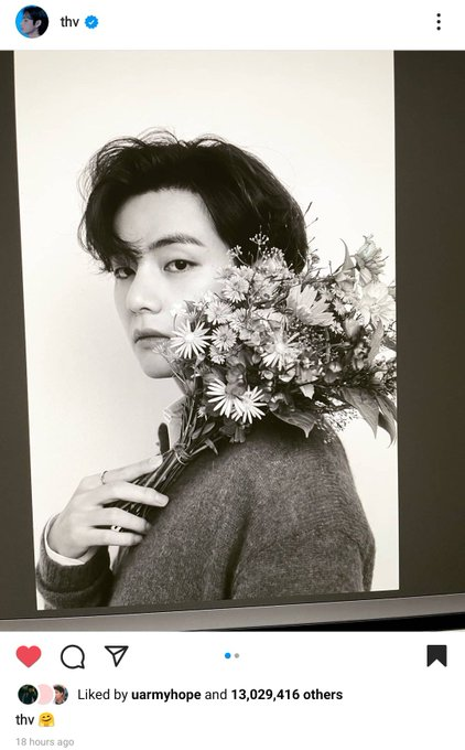 MuSicemia's tweet photo. โพสต์นี้ของน้องแทในไอจีนอกจากจะเป็นโพสต์ที่ได้ 13 ���้านไลก์เร็วที่สุดของศลป.เอเชียแล้วยังเป็นโพสต์ของศลป.เกาหลีที่มียอดไลก์มากที่สุดในประวัติศาตร์ในขณะนี้อีกด้วย คนฟอลแค่เกือบๆ 20 ล้านแต่ยอดไลก์ปาไปสิบกว่าล้านนี่ไม่ทำดานะ เดี๋ยวซักพักคงทุบยอดกันเองละดูท��ง 

©️streamfortae https://t.co/ftQK80oUIf