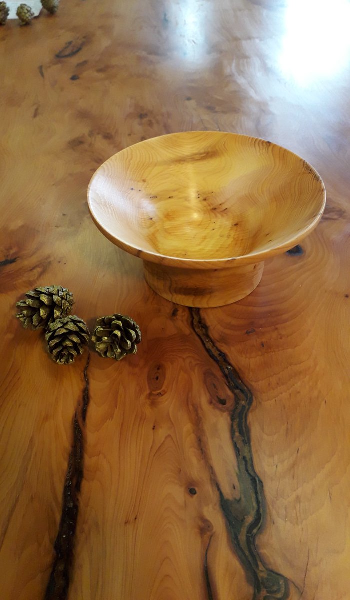 UniqueworksLtd's tweet photo. Welcome to our Christmassy event at the little Uniqueworks Open Studio. Fri &amp; Sat 10–11 Dec 10-4pm. A festive atmosphere, mince pies &amp; the best of our current furniture &amp; wooden items to enjoy. Come away with something handmade and beautiful for Christmas
https://t.co/N9U9hiYaOq https://t.co/tMJTiwpmaU