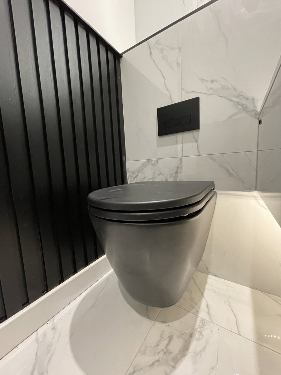 Downstairs toilet finished up last night for Celtic defender Greg Taylor

KaneConceptBathrooms on insta